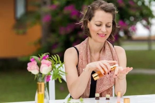 Laura Hoy - Rose Alchemy - Aromatherapy Workshop
