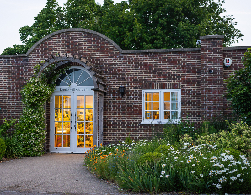 The Garden Entrance and Visitor Reception Building. Image: Molly Hollman